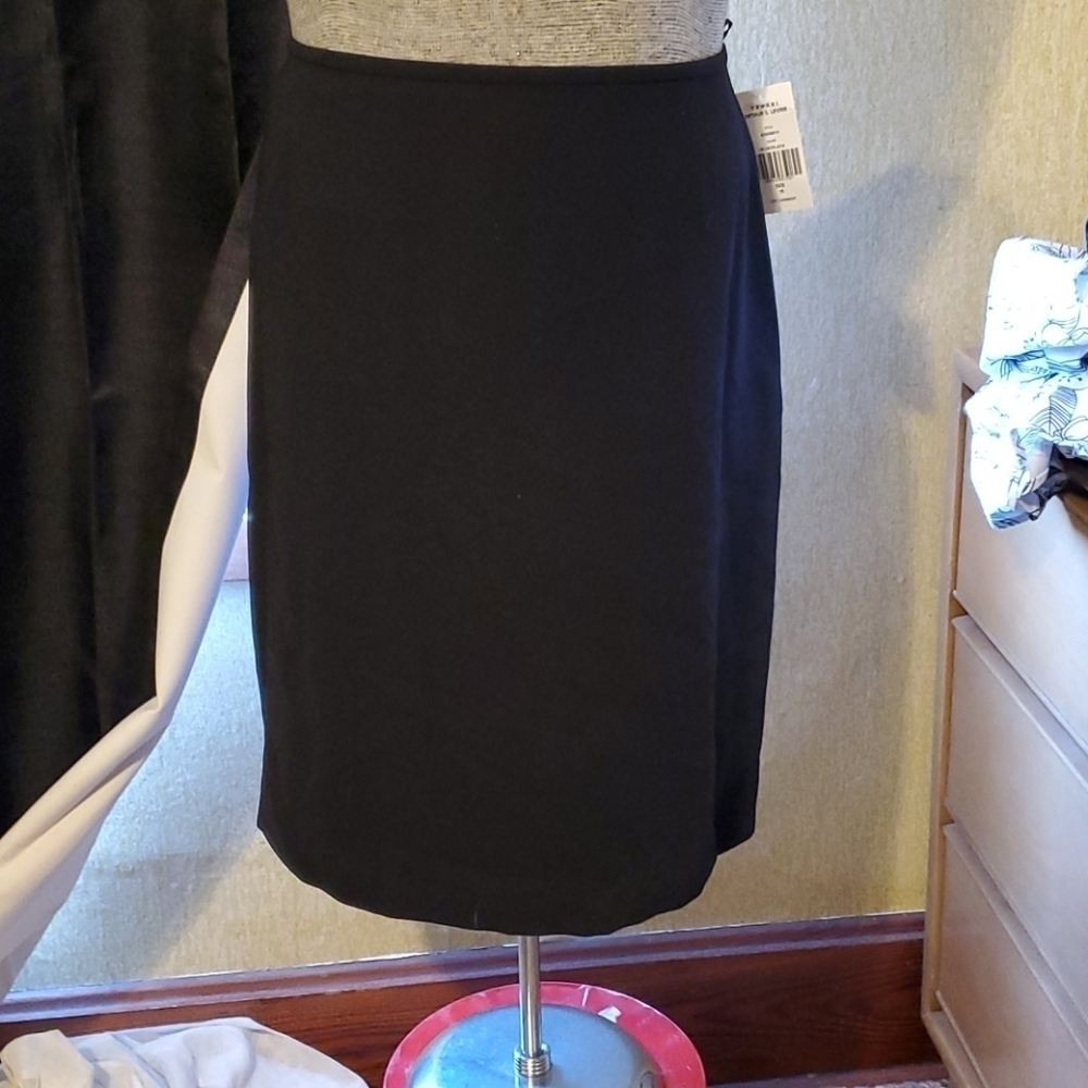 NWT Tahari blue/black blazer/skirt set, sz 16 - Picture 7 of 8